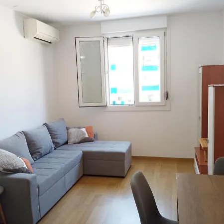 Great Apartment, Free Parking In The Garage, Znjan Split