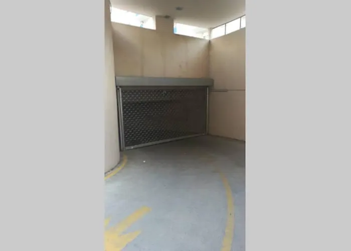 Great Apartment, Free Parking In The Garage, Znjan Apartment