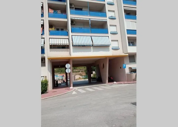 Great Apartment, Free Parking In The Garage, Znjan * Split