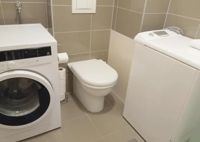 Apartment Great Apartment, Free Parking In The Garage, Znjan Split