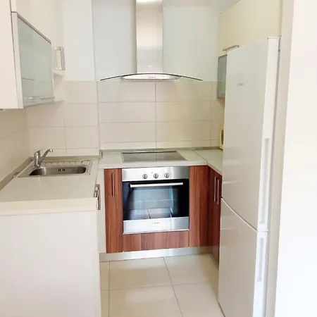Great Apartment, Free Parking In The Garage, Znjan 아파트 스플리트