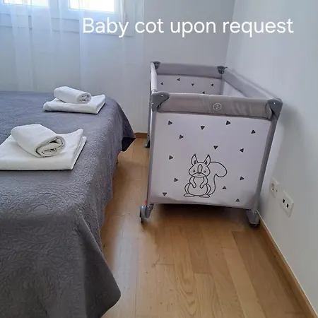 Great Apartment, Free Parking In The Garage, Znjan Апартаменти Спліт